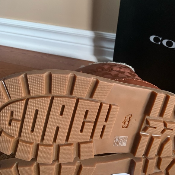 Coach Winter Boots - Picture 11 of 16